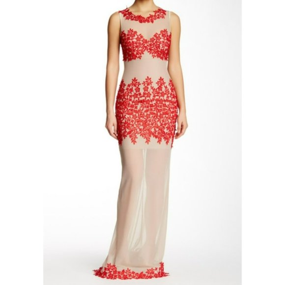 Issue Embroidered Sheer Gown Beige Red Size Medium NWT - Picture 1 of 2